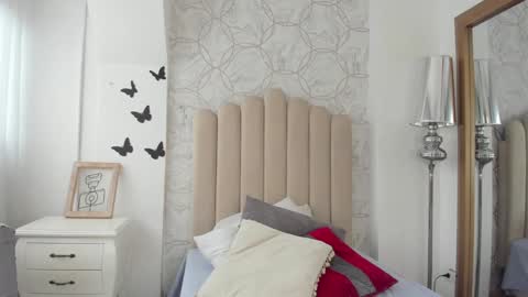 Foxy online show from 7, 1, 2025