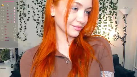 Snapshot of foxy_blush chatting on 31, 10, 2025 Eva online show from 31, 10, 2025