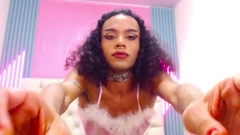 Ella online show from 27, 2, 2025