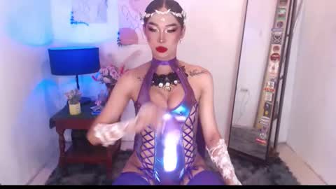 Snapshot of foxy_goddess chatting on 2, 12, 2025 foxy_goddess online show from 2, 12, 2025