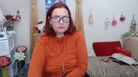 Snapshot of foxydesiree chatting on 10, 1, 2025 foxydesiree online show from 10, 1, 2025
