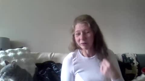 foxyfang online show from 7, 3, 2025