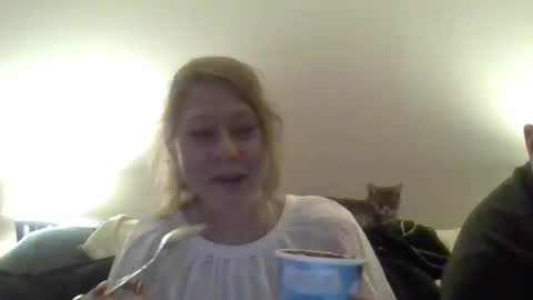 foxyfang online show from 11, 3, 2025