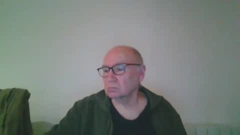 Snapshot of fra94 chatting on 7, 2, 2025 fra94 online show from 7, 2, 2025
