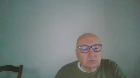 Snapshot of fra94 chatting on 5, 10, 2025 fra94 online show from 5, 10, 2025