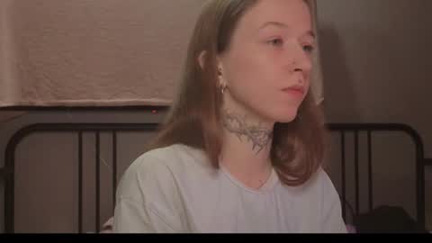 fran_bow online show from 17, 3, 2026