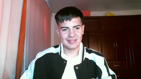 Snapshot of franccesco_699 chatting on 12, 12, 2024 franccesco_699 online show from 12, 12, 2024
