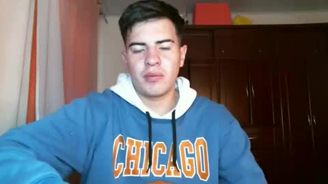 Snapshot of franccesco_699 chatting on 17, 12, 2024 franccesco_699 online show from 17, 12, 2024