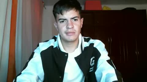Snapshot of franccesco_699 chatting on 18, 12, 2024 franccesco_699 online show from 18, 12, 2024