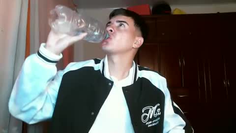 Snapshot of franccesco_699 chatting on 23, 12, 2024 franccesco_699 online show from 23, 12, 2024