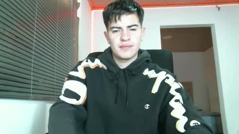 Snapshot of franccesco_699 chatting on 29, 12, 2024 franccesco_699 online show from 29, 12, 2024