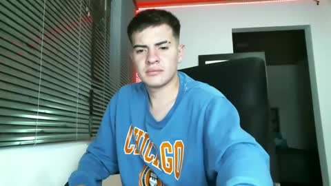 Snapshot of franccesco_699 chatting on 5, 2, 2025 franccesco_699 online show from 5, 2, 2025