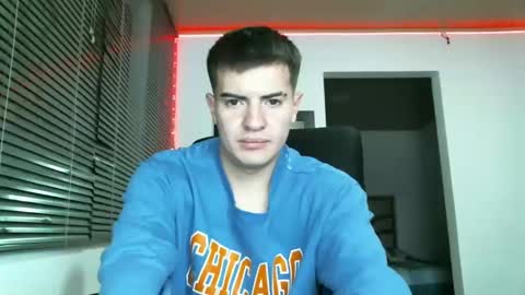 Snapshot of franccesco_699 chatting on 12, 2, 2025 franccesco_699 online show from 12, 2, 2025