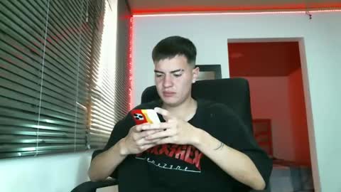 Snapshot of franccesco_699 chatting on 14, 2, 2025 franccesco_699 online show from 14, 2, 2025