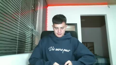 Snapshot of franccesco_699 chatting on 16, 2, 2025 franccesco_699 online show from 16, 2, 2025