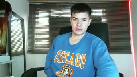 Snapshot of franccesco_699 chatting on 1, 3, 2025 franccesco_699 online show from 1, 3, 2025
