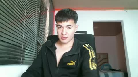 Snapshot of franccesco_699 chatting on 6, 3, 2025 franccesco_699 online show from 6, 3, 2025