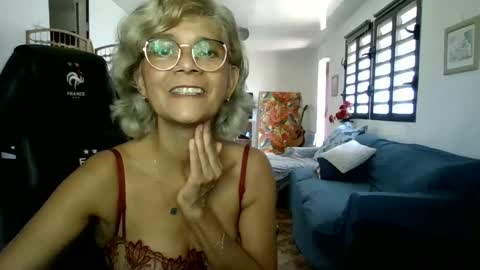 francelune online show from 7, 1, 2025