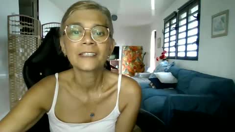 francelune online show from 7, 1, 2025