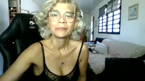 francelune online show from 12, 1, 2025