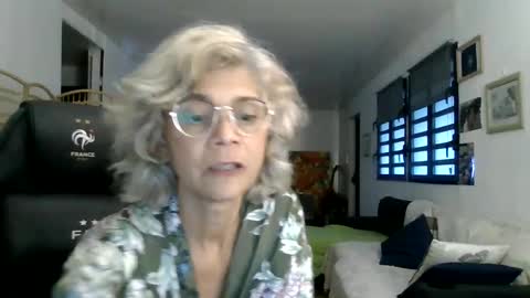 francelune online show from 29, 1, 2025