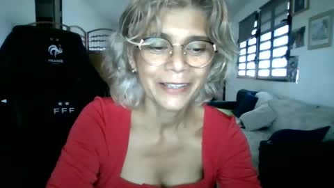 francelune online show from 2, 2, 2025