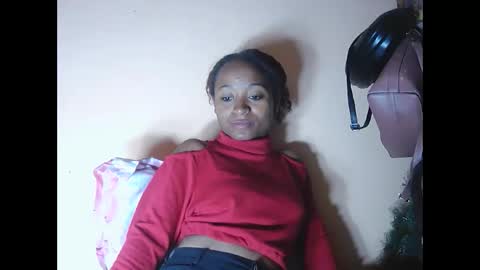 Snapshot of francine925426 chatting on 19, 10, 2025 francine925426 online show from 19, 10, 2025