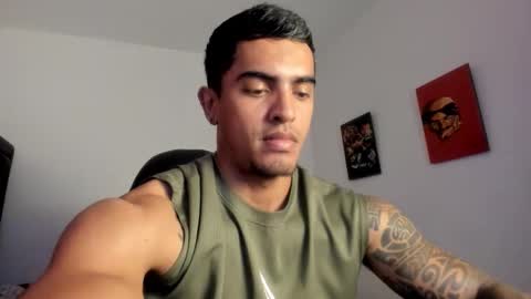 Snapshot of franco_ruiz_ chatting on 17, 10, 2025 franco online show from 17, 10, 2025