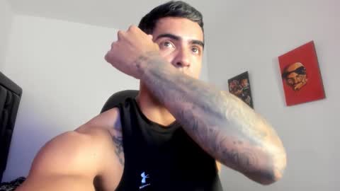 Snapshot of franco_ruiz_ chatting on 18, 10, 2025 franco online show from 18, 10, 2025