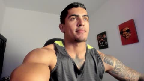 Snapshot of franco_ruiz_ chatting on 19, 10, 2025 franco online show from 19, 10, 2025