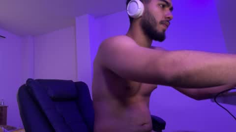 Snapshot of francobanderas1 chatting on 3, 3, 2026 FRANCO online show from 3, 3, 2026