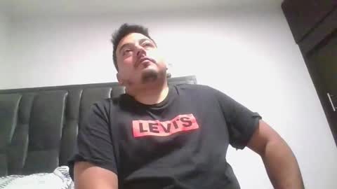 Snapshot of francoisroy chatting on 18, 12, 2024 Juan online show from 18, 12, 2024