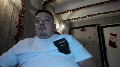 Snapshot of francoisroy chatting on 25, 12, 2024 Juan online show from 25, 12, 2024