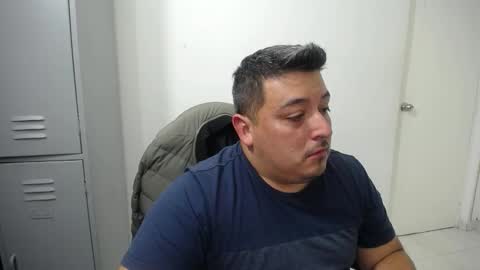 Snapshot of francoisroy chatting on 15, 9, 2025 Juan online show from 15, 9, 2025