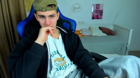 Frank online show from 4, 11, 2025