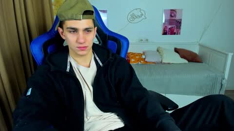 Frank online show from 8, 11, 2025