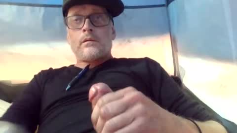 Girth Brookes online show from 5, 11, 2025