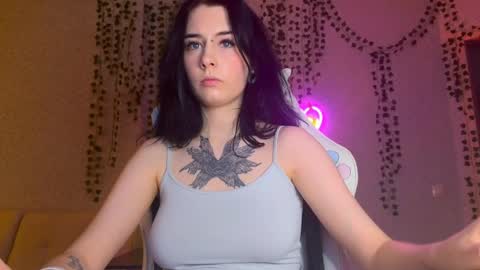 mistress Bastet and  mintcola online show from 25, 2, 2025
