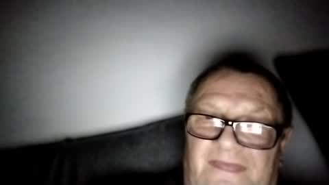 Snapshot of frauenfeind1 chatting on 24, 12, 2024 Wolfi online show from 24, 12, 2024