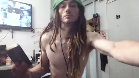 Squirrel twink online show from 1, 10, 2025