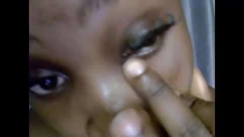 Snapshot of freaky_brula chatting on 12, 10, 2025 freaky brula online show from 12, 10, 2025