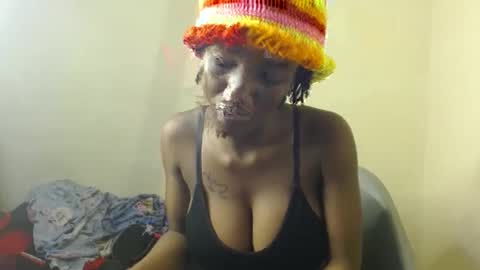 Snapshot of freaky_shamzzy chatting on 19, 11, 2025 shamika online show from 19, 11, 2025