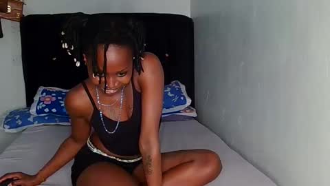 Snapshot of freaky_shyy chatting on 8, 1, 2026 freaky-shazy online show from 8, 1, 2026