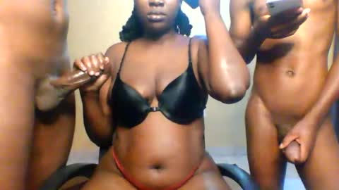 Snapshot of freakyg292511 chatting on 12, 3, 2026 freakyg292511 online show from 12, 3, 2026