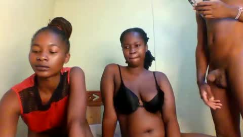 Snapshot of freakyg292511 chatting on 22, 3, 2026 freakyg292511 online show from 22, 3, 2026