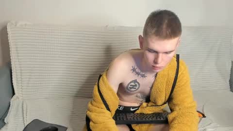 Snapshot of fredd_xanderrs chatting on 16, 1, 2025 fredd_xanderrs online show from 16, 1, 2025