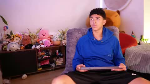 Juan  give it a thumbs up please its important online show from 20, 9, 2025