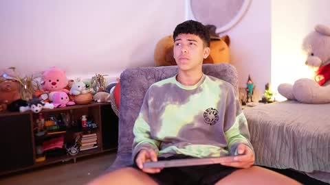 Juan  give it a thumbs up please its important online show from 26, 9, 2025
