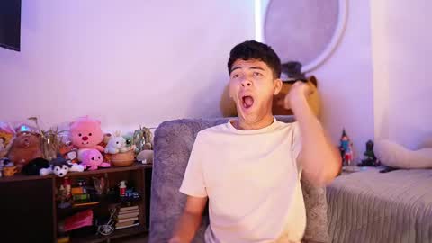 Juan  give it a thumbs up please its important online show from 28, 9, 2025