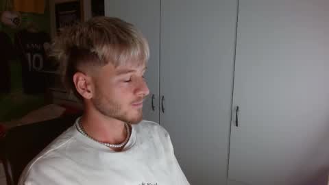 Snapshot of freddy_star chatting on 10, 10, 2025 Frederick Perin online show from 10, 10, 2025